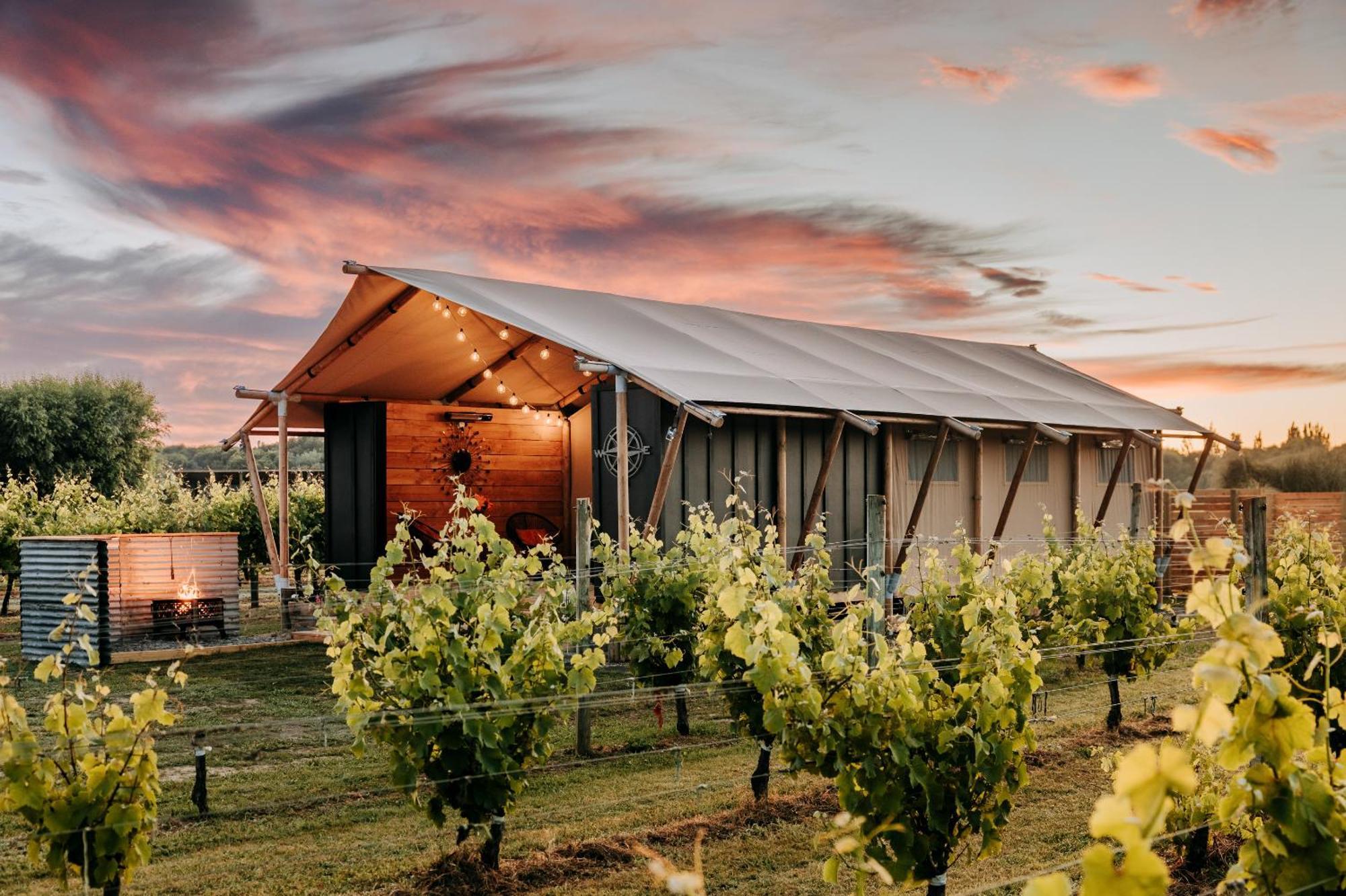 Villas & Vines Glamping Гастінгс Екстер'єр фото