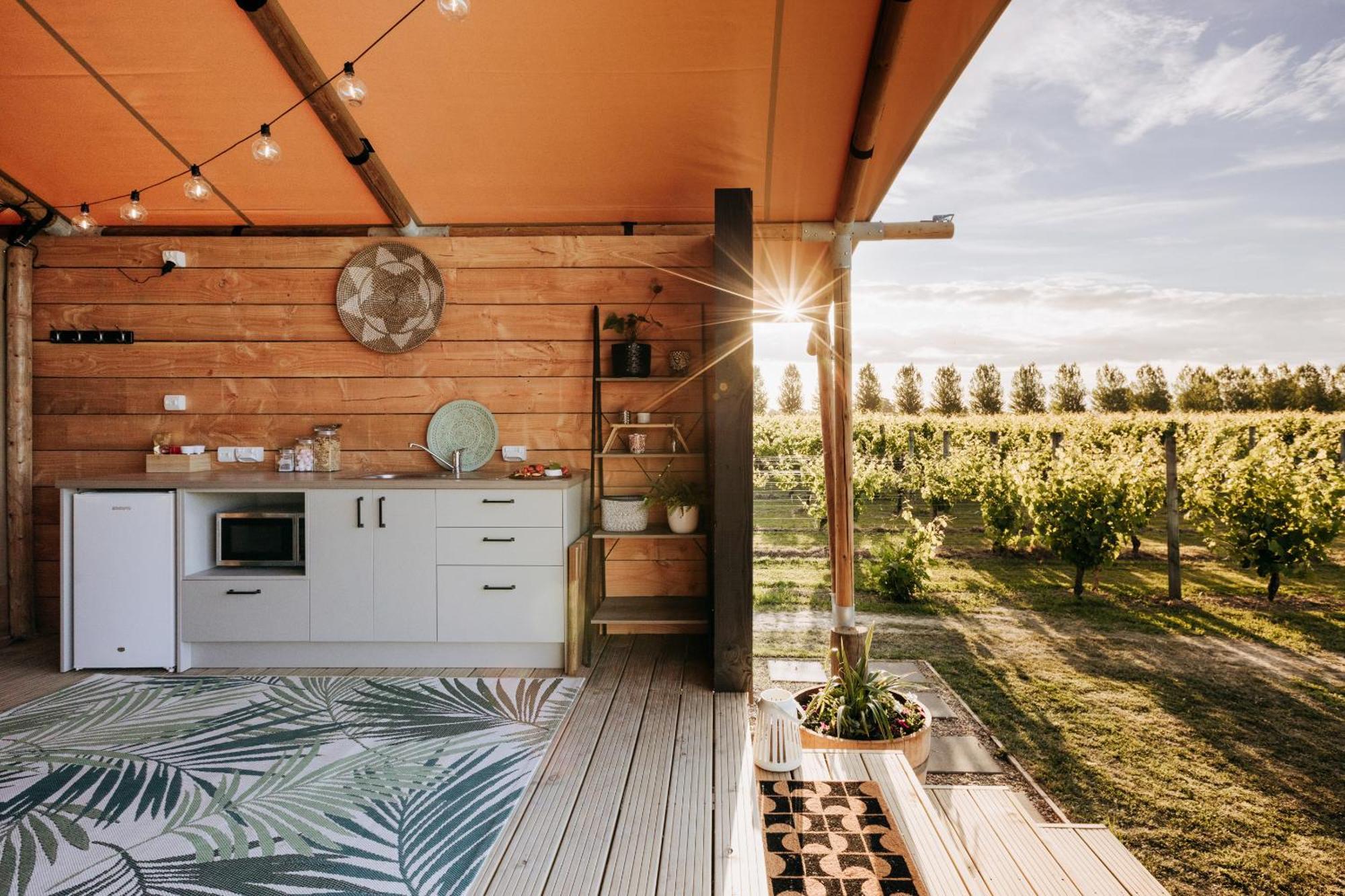 Villas & Vines Glamping Гастінгс Екстер'єр фото