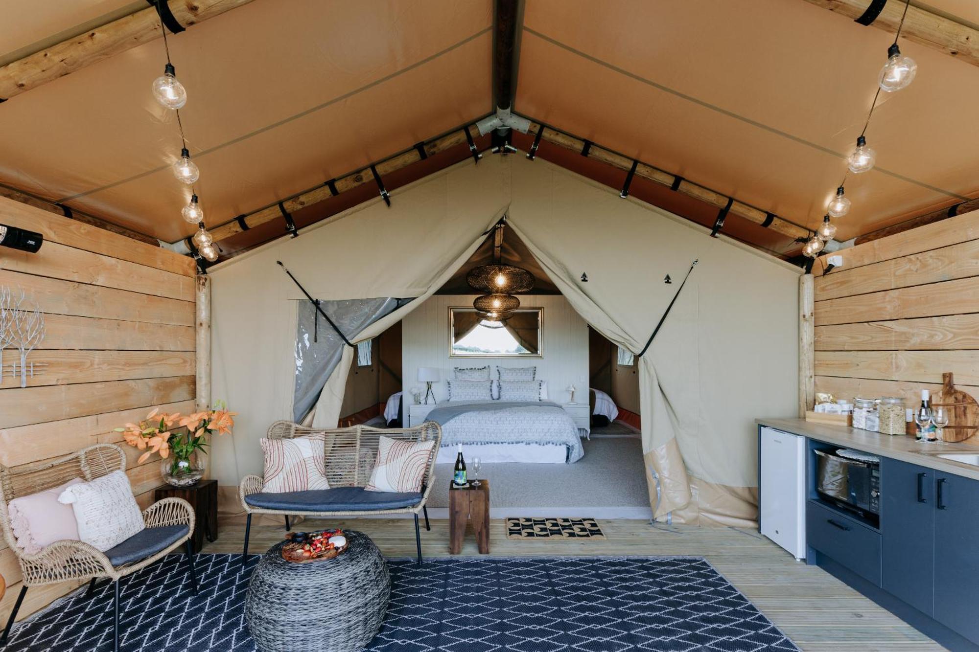 Villas & Vines Glamping Гастінгс Екстер'єр фото