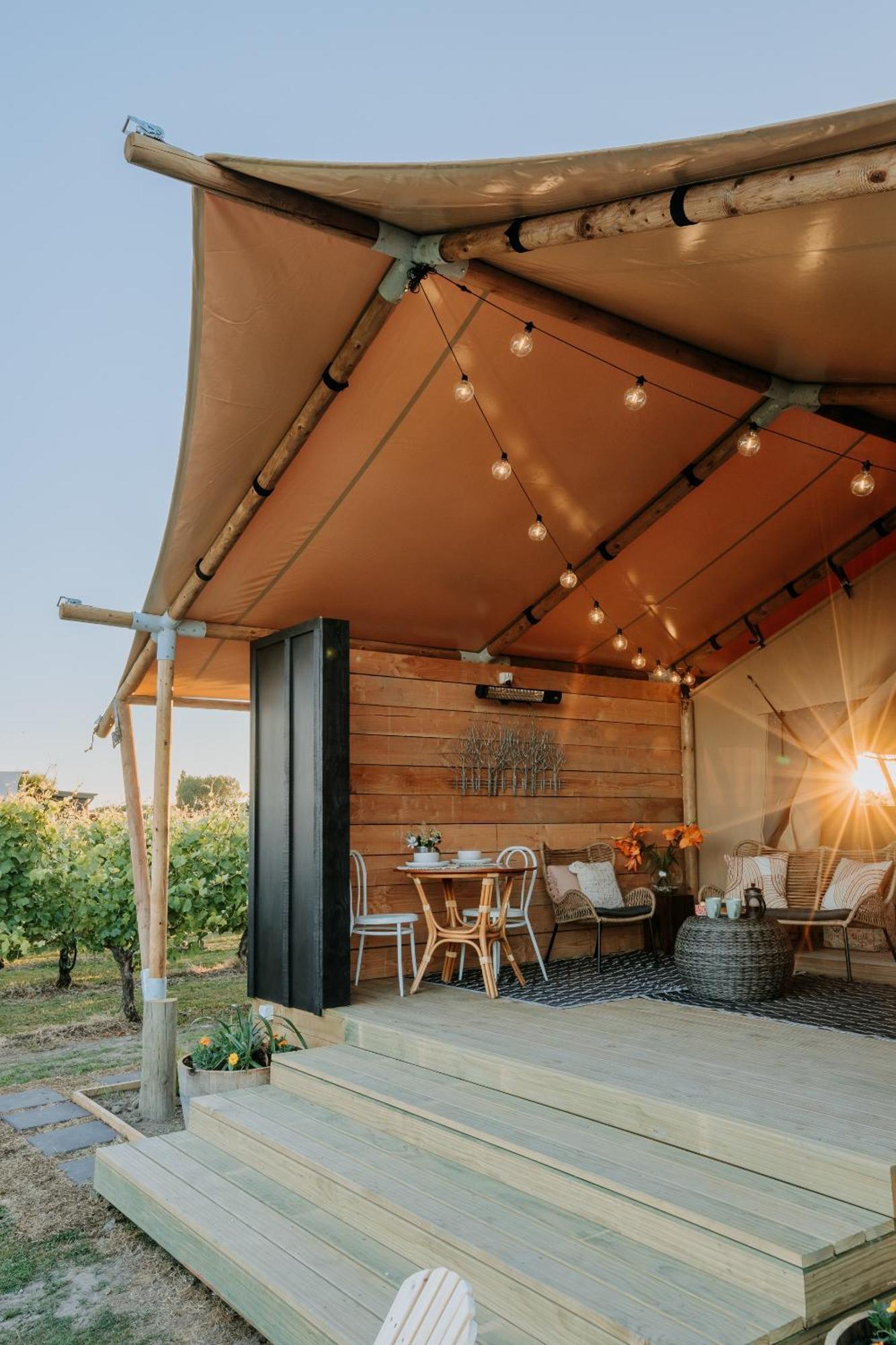 Villas & Vines Glamping Гастінгс Екстер'єр фото