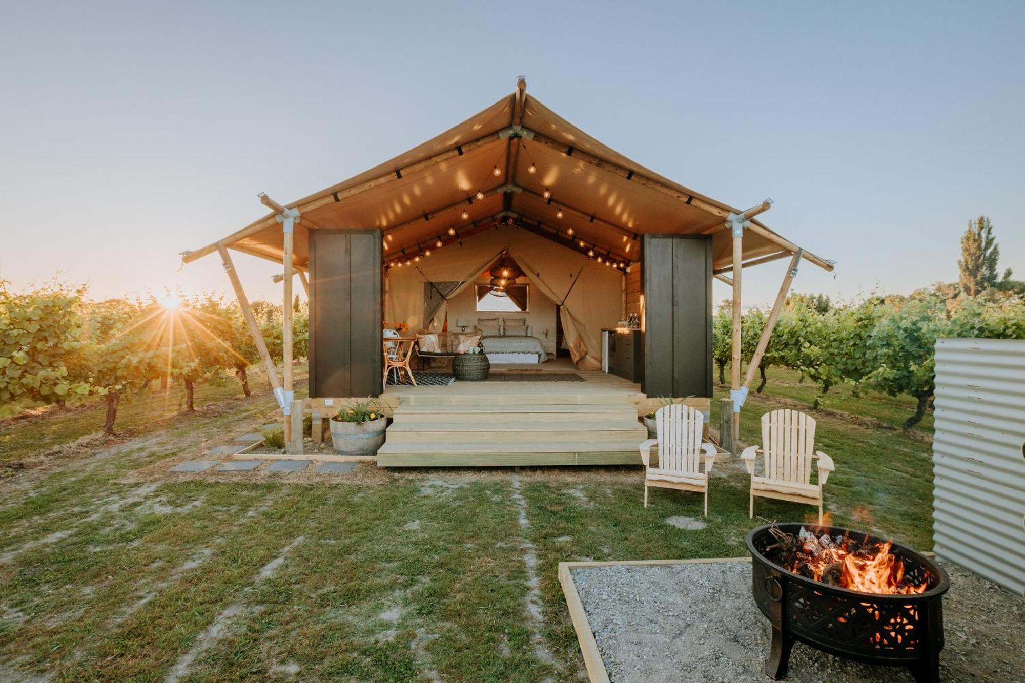 Villas & Vines Glamping Гастінгс Екстер'єр фото