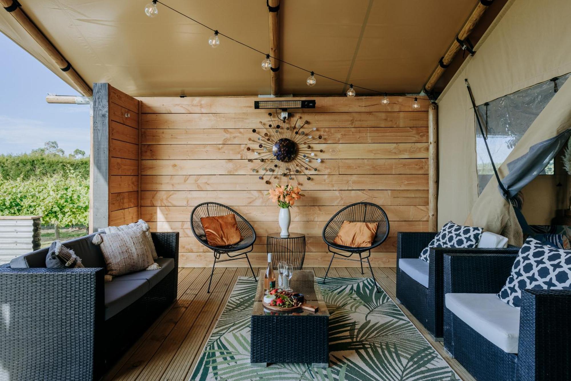 Villas & Vines Glamping Гастінгс Екстер'єр фото