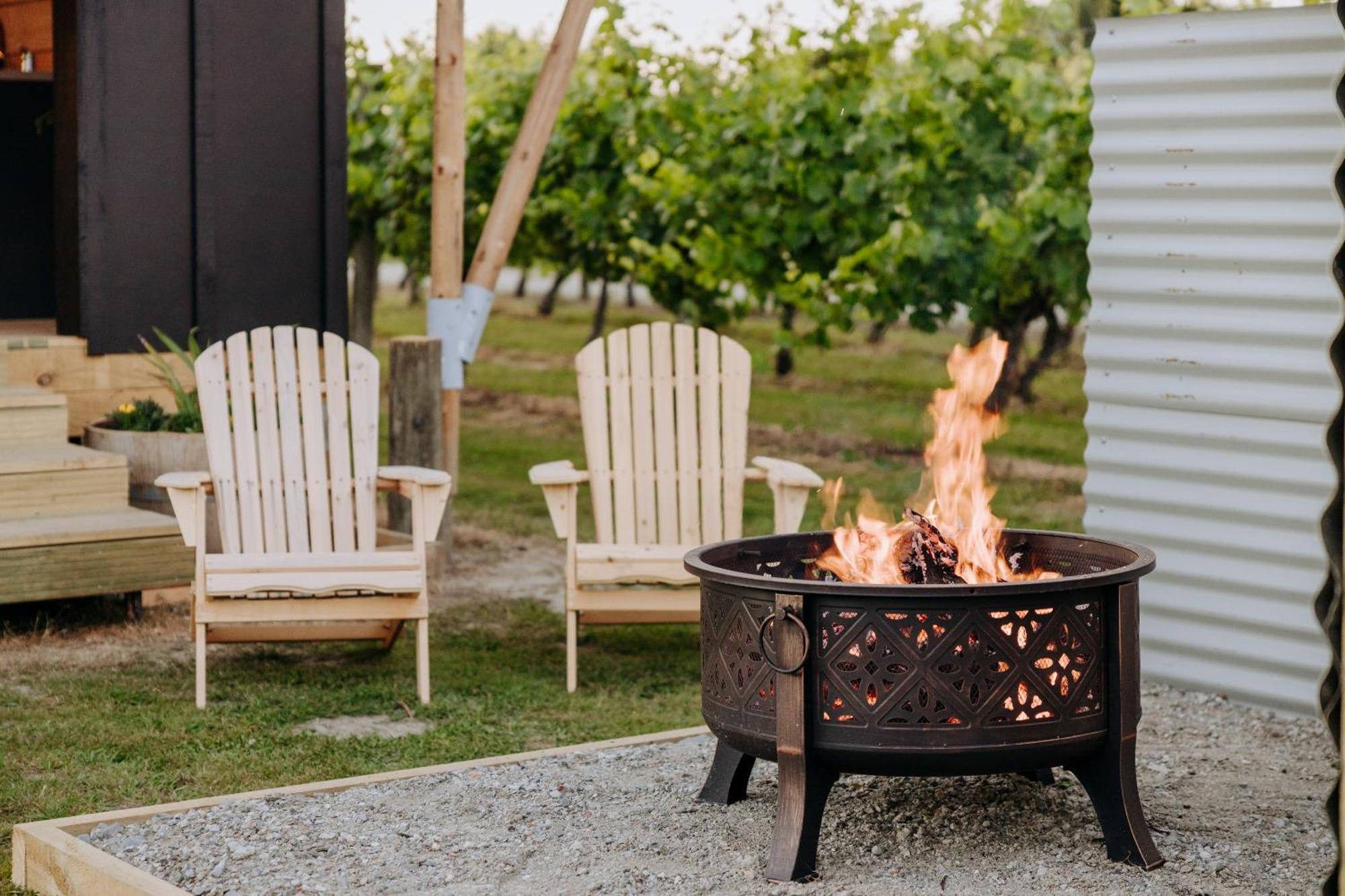 Villas & Vines Glamping Гастінгс Екстер'єр фото